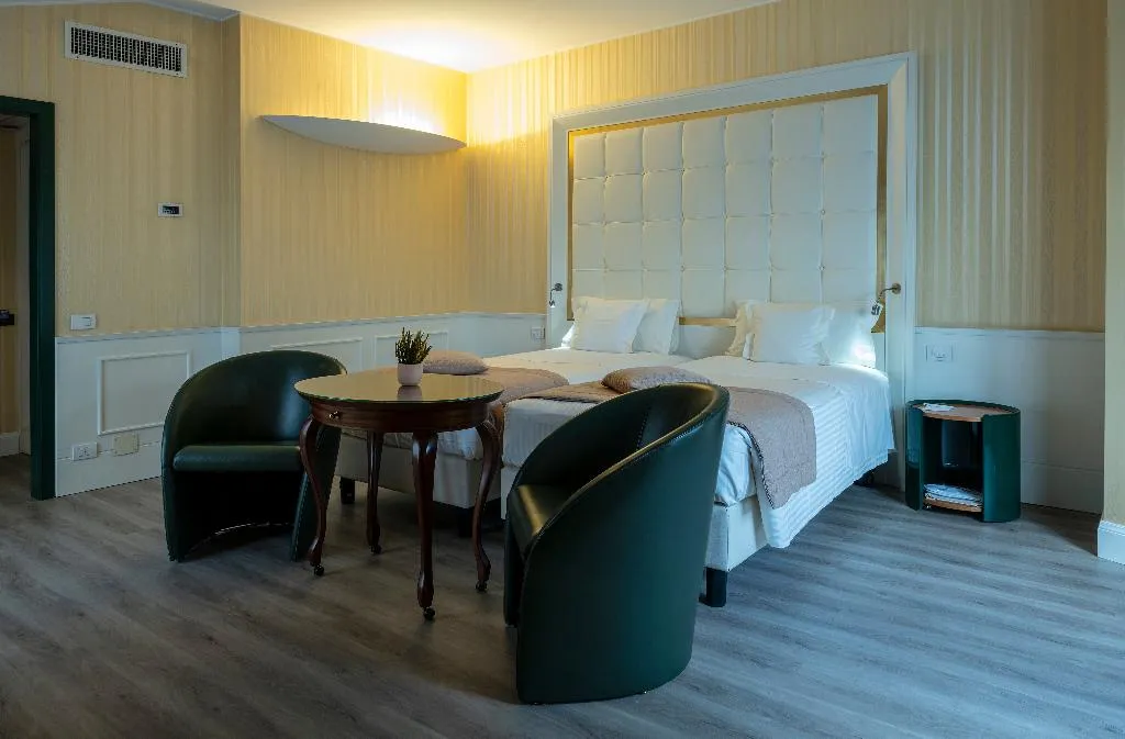 LODGE CLASSIC Room, c-hotels Concorde Milano, Milan