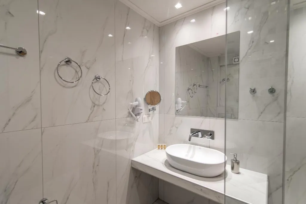 TRIPLE LUXURY Room, Sintrivanis Resort Beach, Thessaloniki