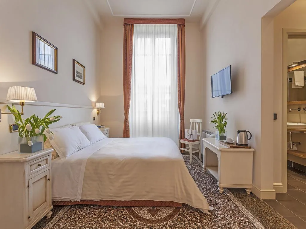 DOUBLE CLASSIC Room, Astro Mediceo, Florence