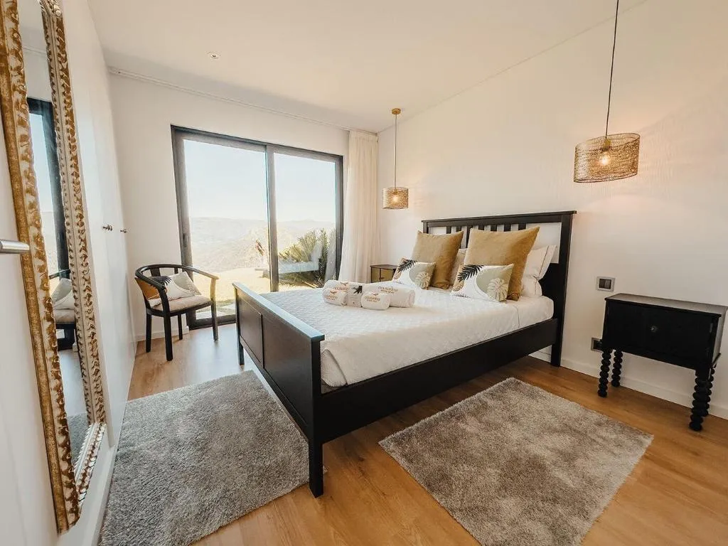 Room, Pousadela Village, Porto
