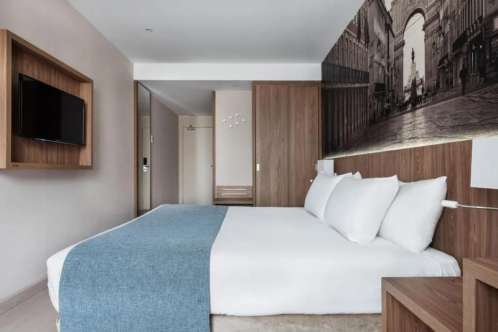 Room, Dorma Saldanha, Lisbon