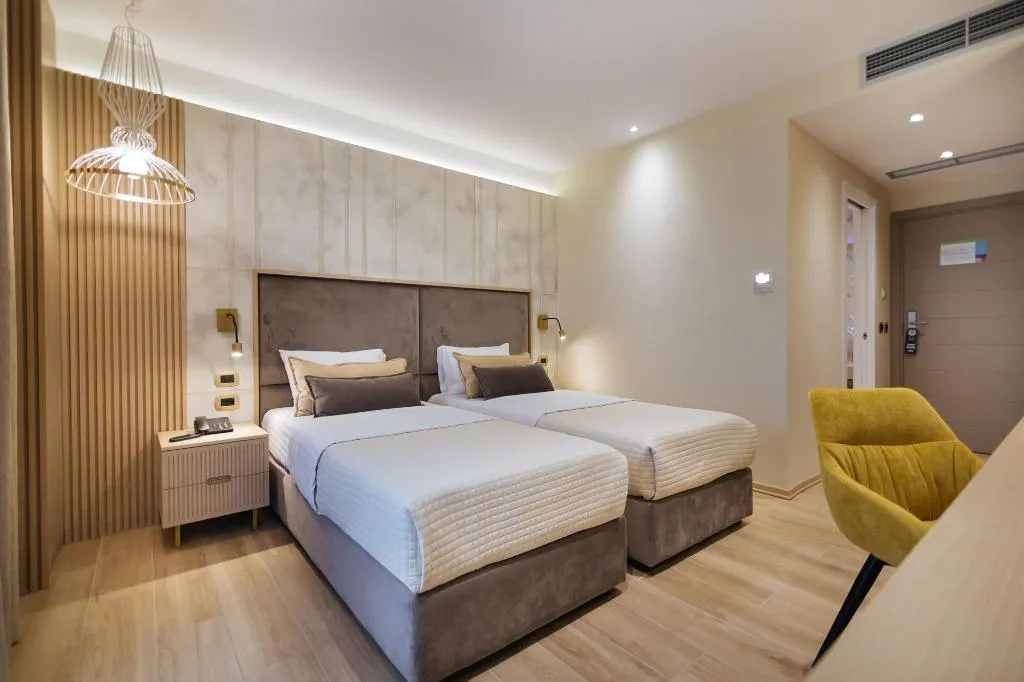 Room, Gloria Palace, Durres
