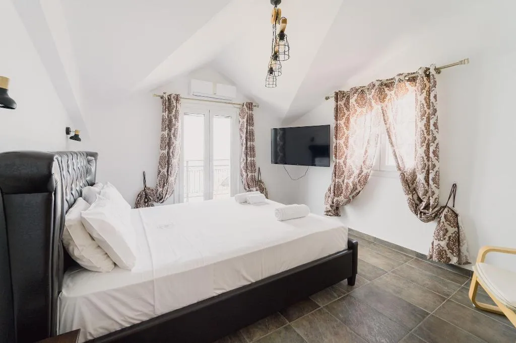 Room, Stellatos House, Kalamata