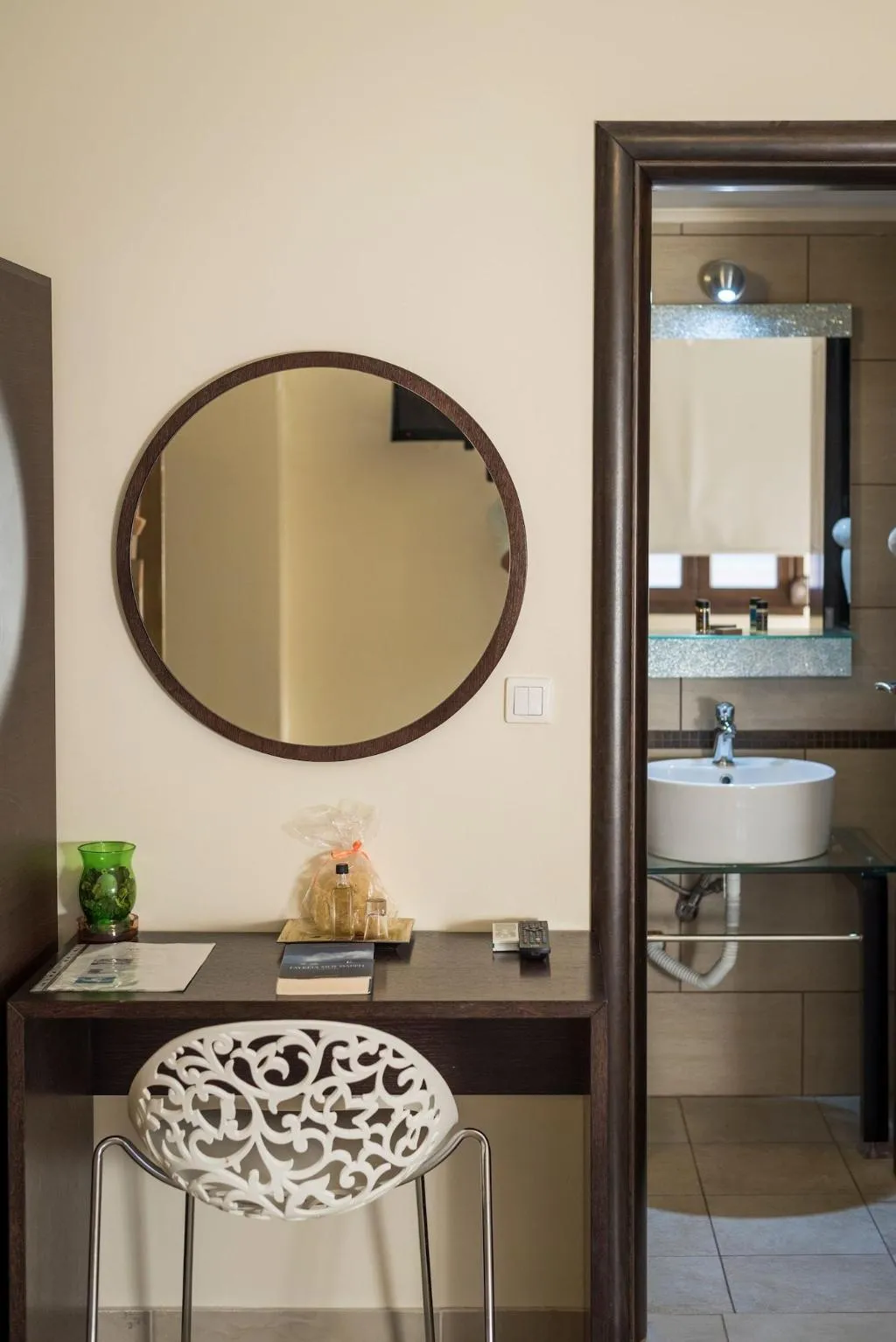 Room, Areti Suites, Crete