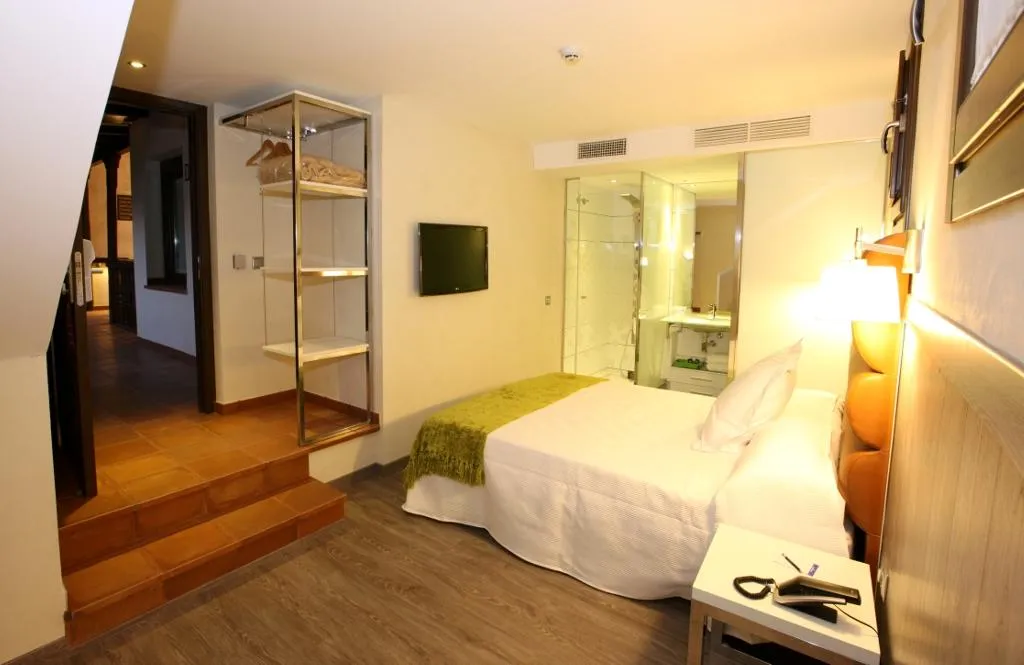 Room, Evenia Alcala Boutique, Madrid