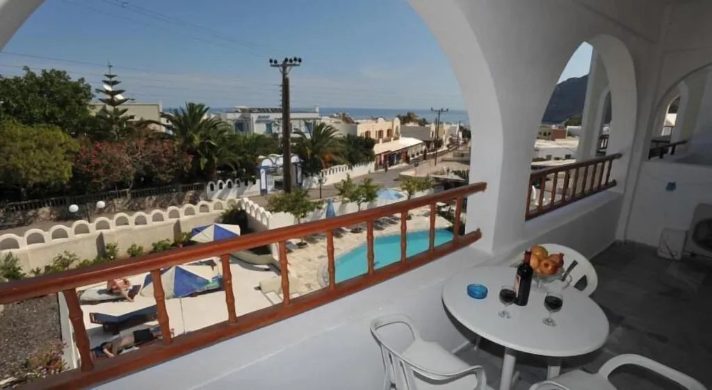 APARTMENT ONE BEDROOM Room, Sunflower ApartHotel, Santorini