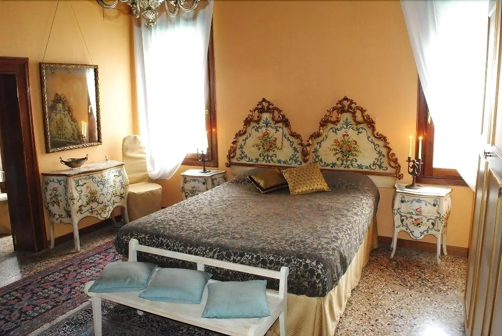 Room, B B San Firmino, Venice
