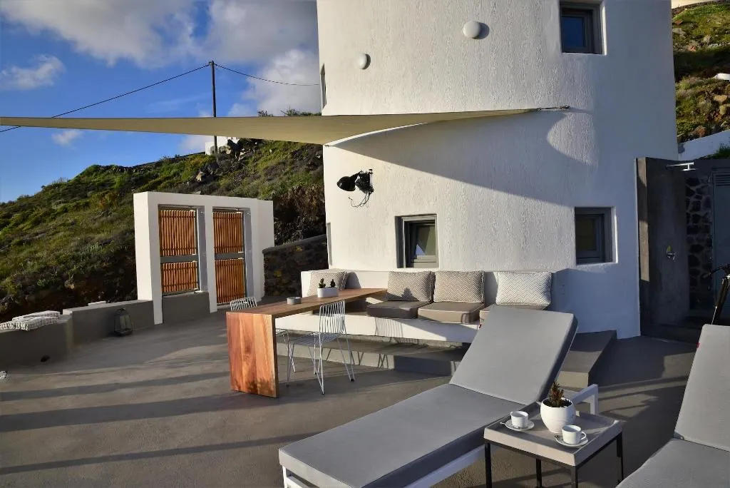 General view, Horizon Mills Villas & Suites, Santorini