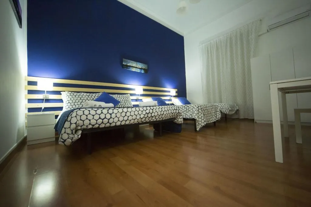 Room, B&B Verga, Catania