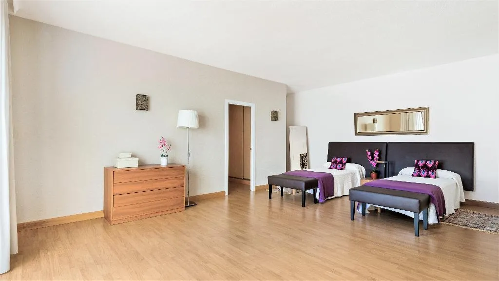 VILLA STANDARD Room, Villa Marina Puerto Banus, Costa Del Sol