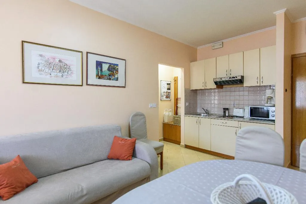 APARTMENT WITH BALCONY Room, Vila Curic, Dubrovnik
