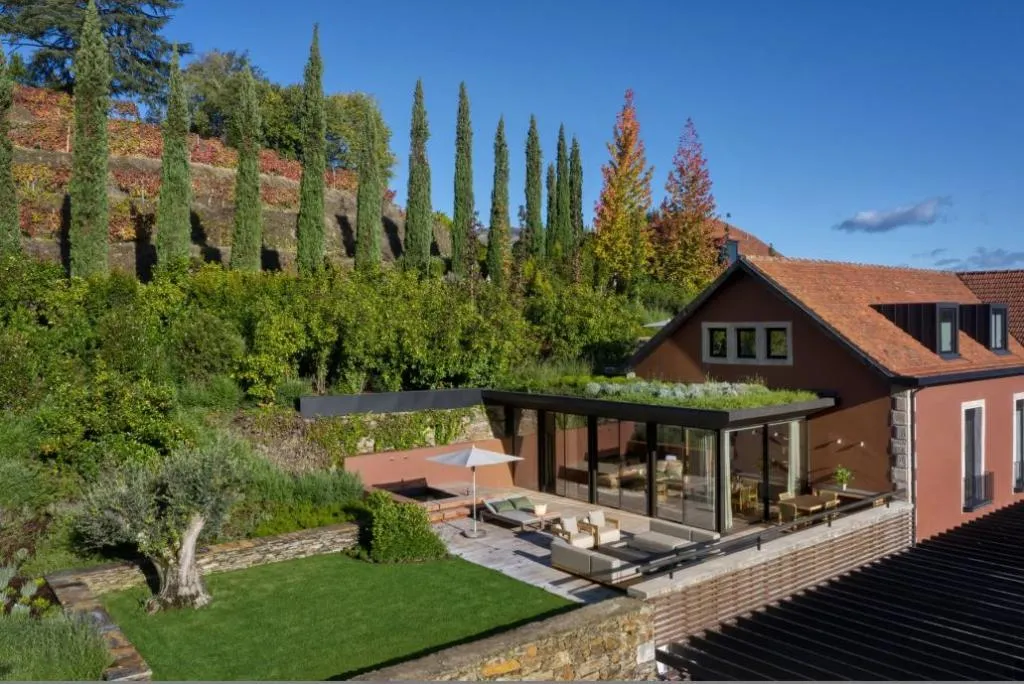 SUITE WITH VIEWS Room, Six Senses Douro Valley, Porto