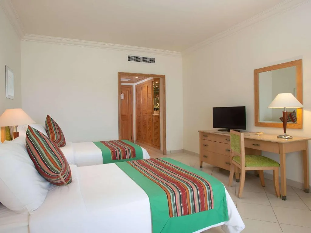 Room DELUXE SEA VIEW Room, Movenpick Resort Taba, Red Sea Riviera