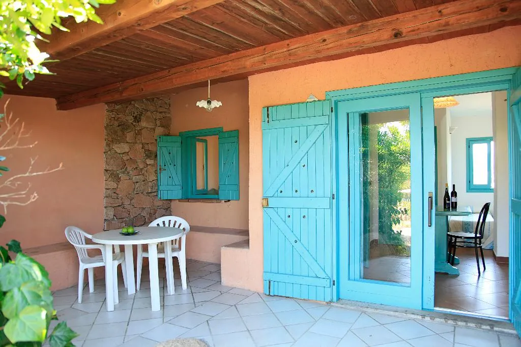 APARTMENT CAPACITY 3 Room, Lu Nibareddu Aparthotel, Olbia