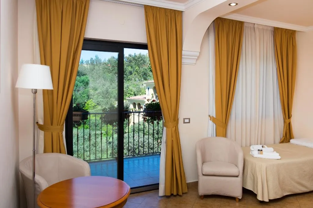 Double or Twin STANDARD Room, Geovillage Olbia Sport & Convention Resort, Olbia