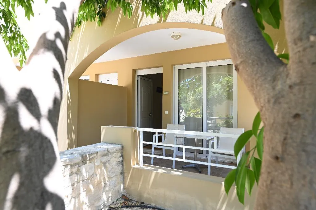 JUNIOR SUITE STANDARD Room, RG Village Crete, Crete