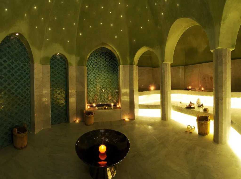Sports and Entertainment, Palais Faraj, Fez