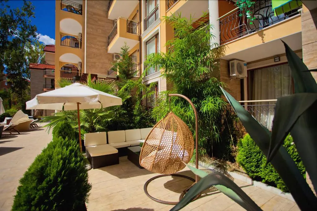 Room, Harmony Suites 2&3, Bourgas