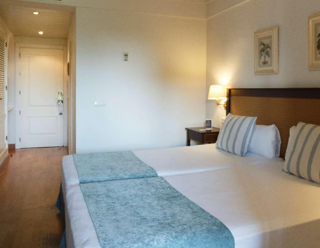 Room, AZZ Guadacorte Campo de Gibraltar, Costa De La Luz
