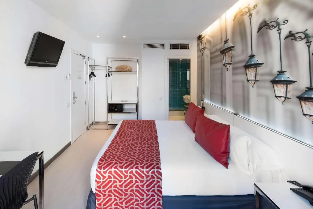 Room, Catalonia Avinyo, Barcelona