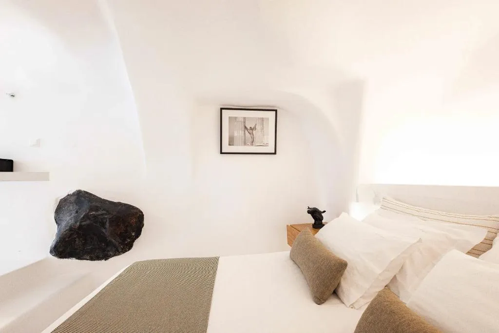 VILLA WITH JACUZZI Room, Aeifos Boutique Hotel, Santorini