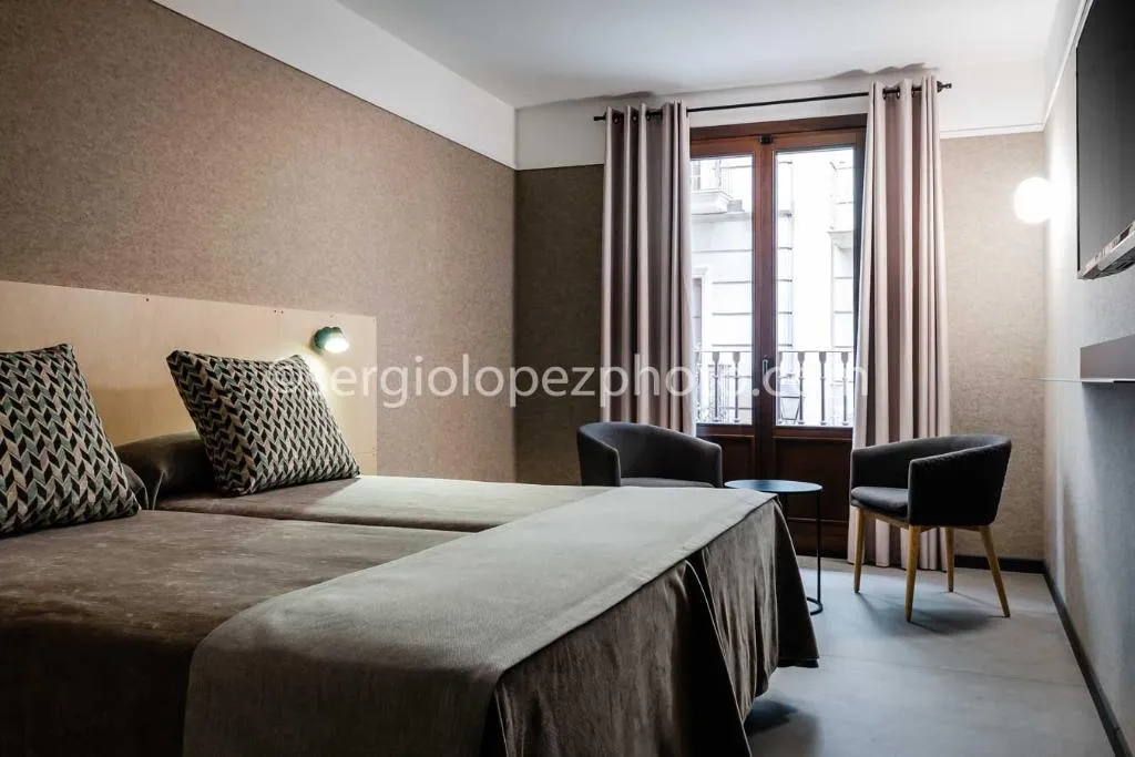 TWIN STANDARD Room, Raval House, Barcelona