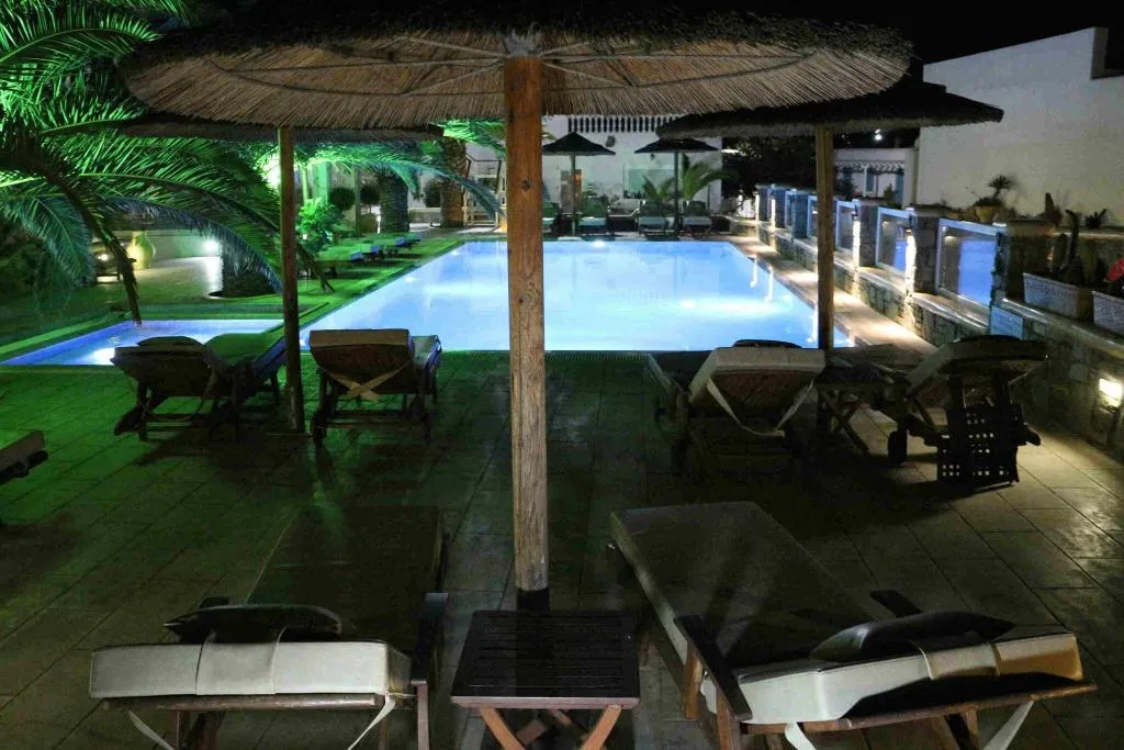 Sports and Entertainment, Petinaros, Mykonos