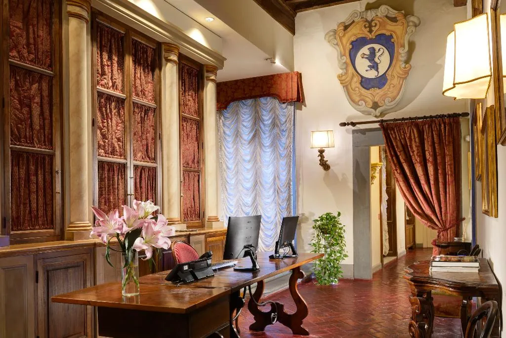 Lobby, Palazzo Niccolini Al Duomo, Florence