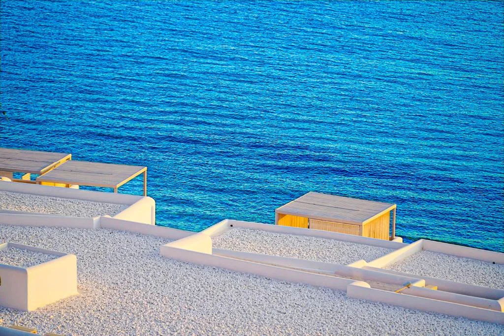 SUITE WITH JACUZZI Room, Mykonos Riviera Hotel & Spa, Mykonos