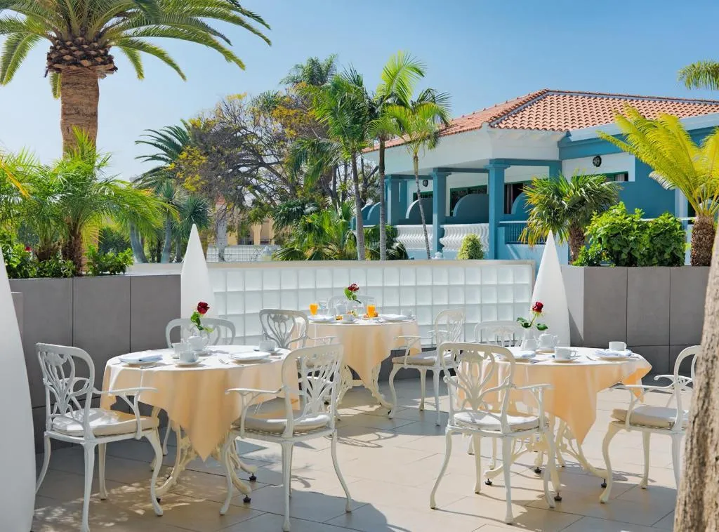 Terrace, Adrian Colon Guanahani, Tenerife