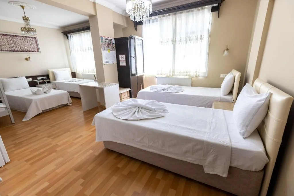Room, Ephesus Centrum, Izmir
