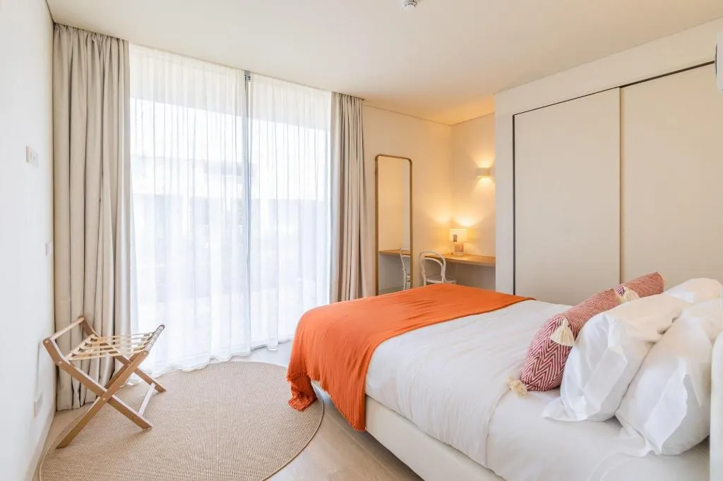 Room, White Shell Beach Villas, Algarve