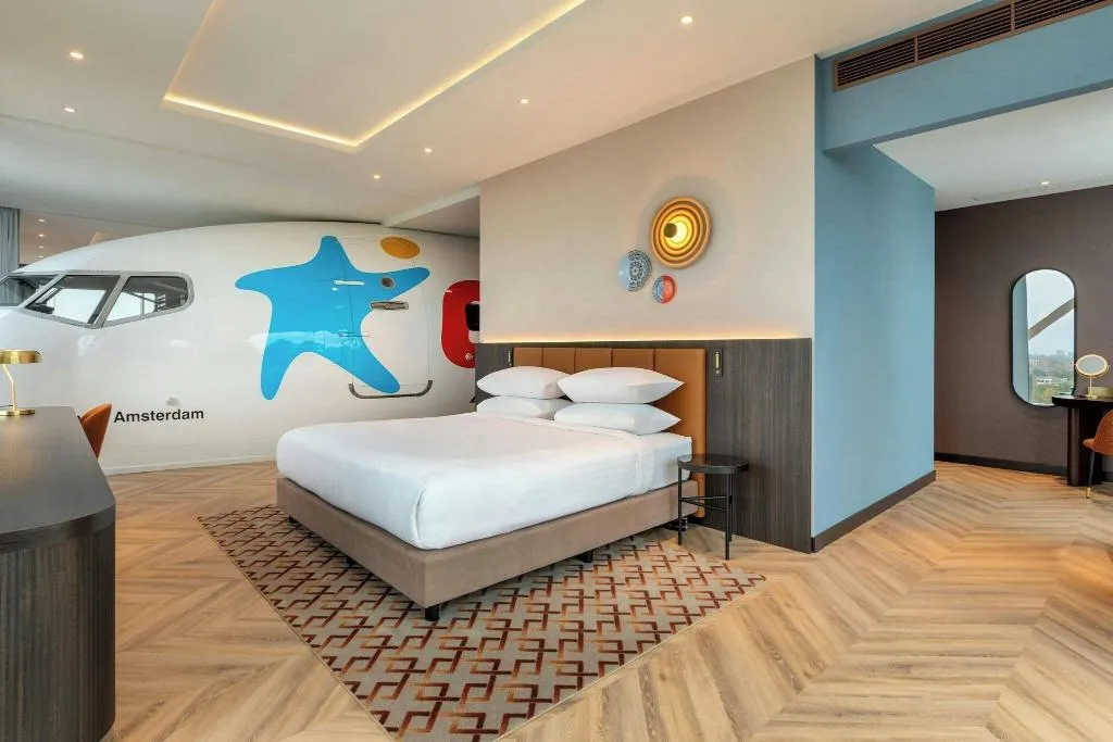 SUITE KING SIZE BED Room, Corendon Amsterdam New-West a Tribute Portfolio Ho, Amsterdam
