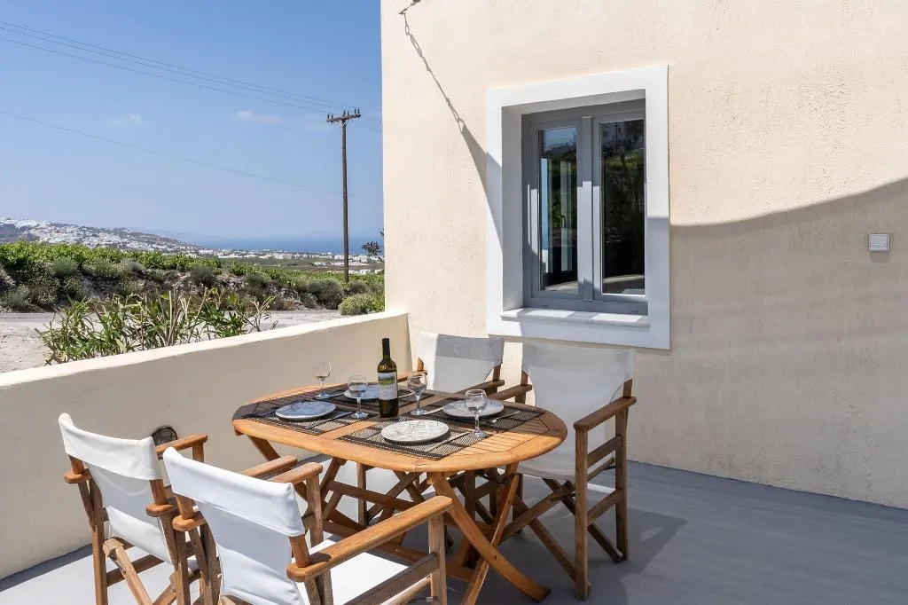General view, Ampelos Executive Houses, Santorini