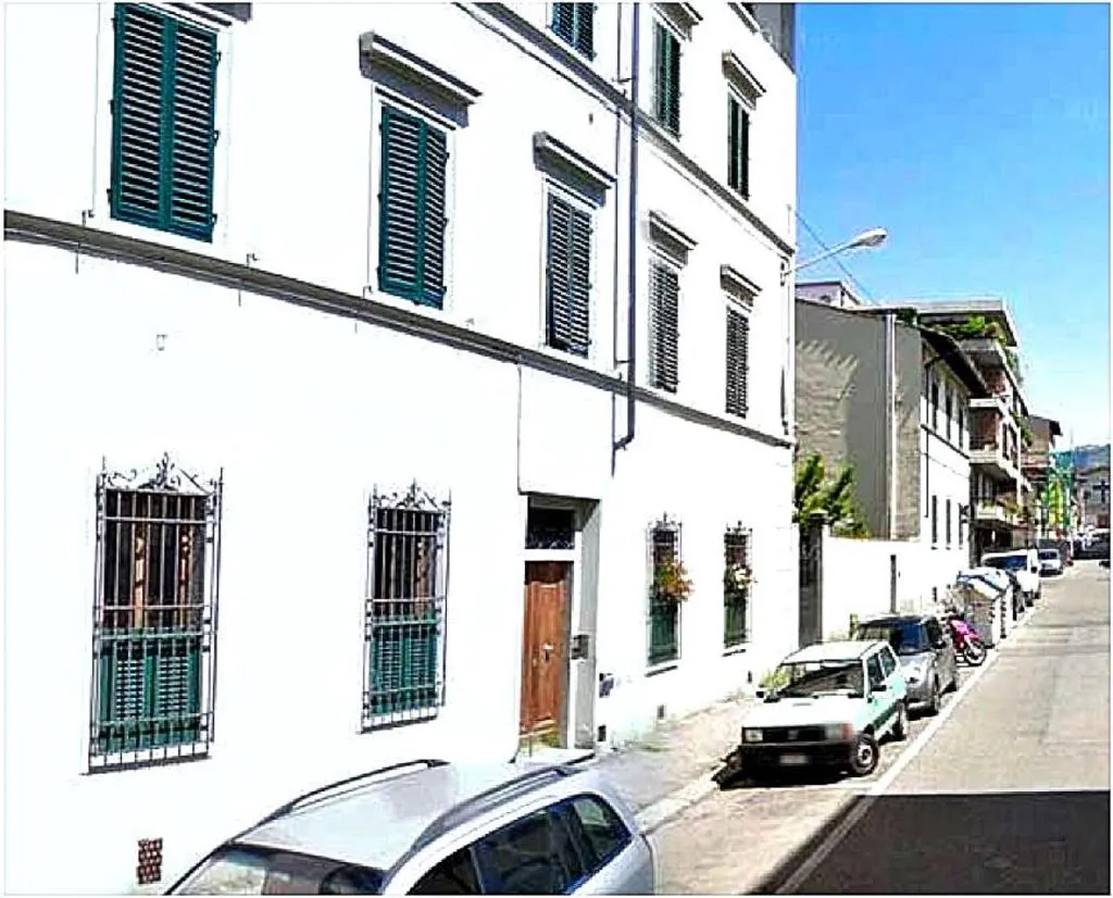 General view, Chez Moi, Florence