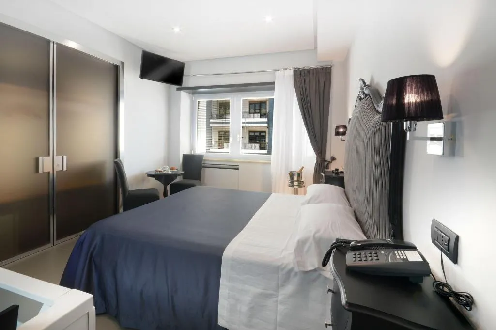 Room, Barbarella Suite, Naples