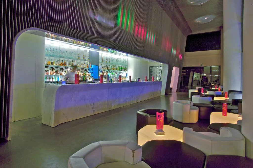 Sports and Entertainment, Puerta America Madrid, Madrid