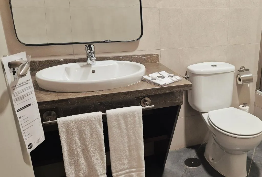 JUNIOR SUITE STANDARD Room, Hotel Vertice Sevilla Aljarafe, Seville