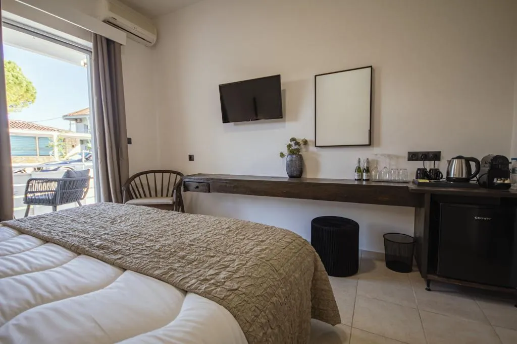 DOUBLE SUPERIOR Room, BOHOTEL Eleonas & Annex Apartments, Corfu