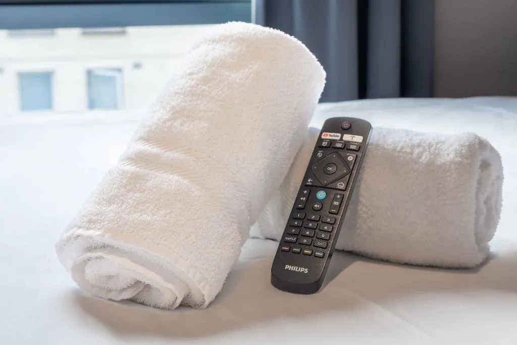 TWIN STANDARD Room, easyHotel Dublin City Centre, Dublin