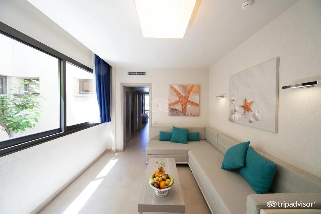 Room, MClub Alicudi, Catania