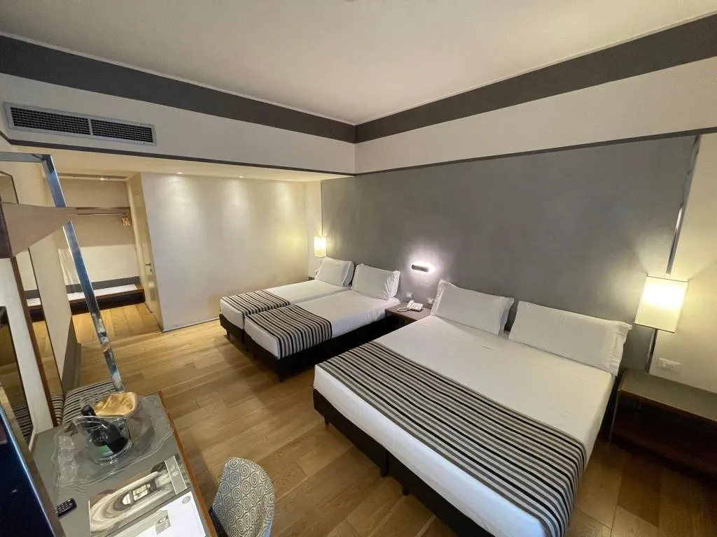 QUADRUPLE THREE BEDS Room, Orto de Medici, Florence