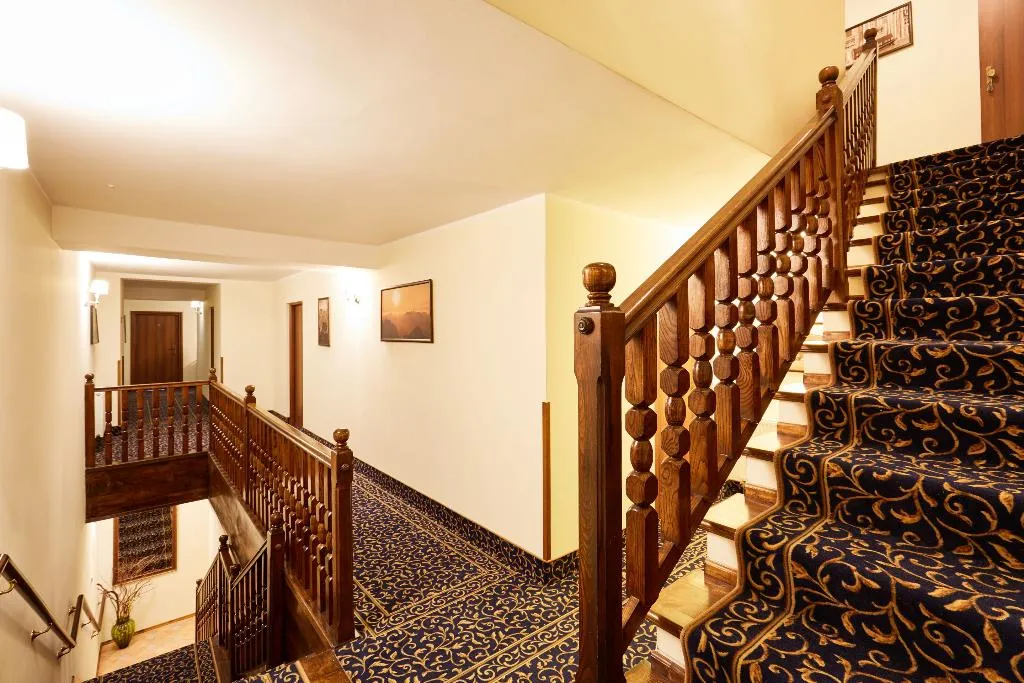 Lobby, Willa Labelle, Krakow