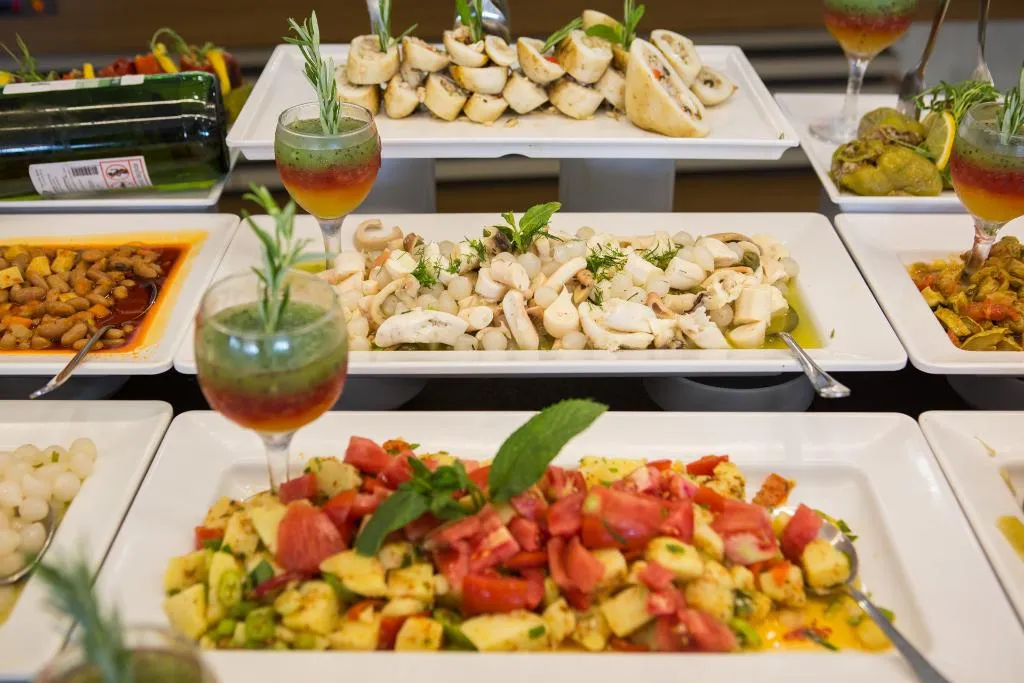 Restaurant, Martı Beach Hotel, Izmir