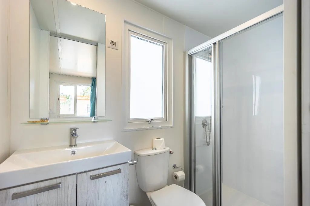 MOBILE HOME TWO BEDROOMS Room, Mobilhomes Camping Oliva, Istria