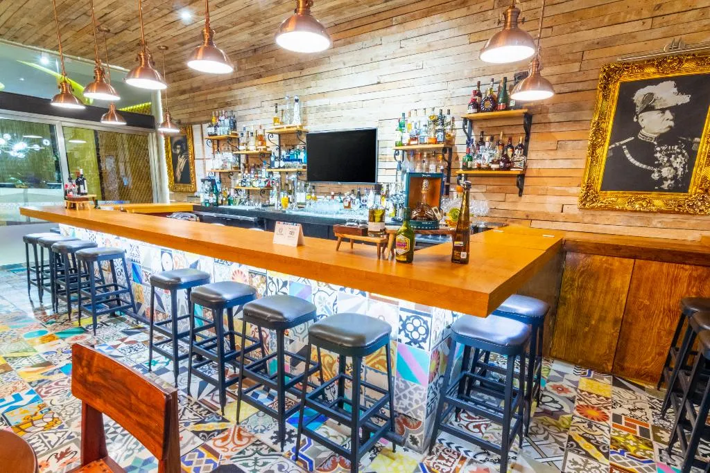 Bar, The Fives Downtown Hotel, Curio by Hilton, Playa Del Carmen