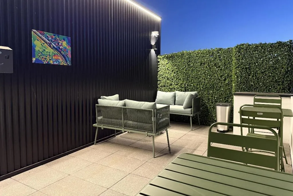 Terrace, Oporto Station Hostel & Rooms, Porto
