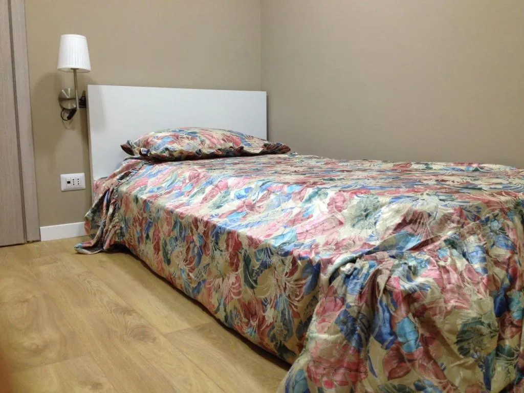SINGLE STANDARD Room, Napoli Centro, Naples
