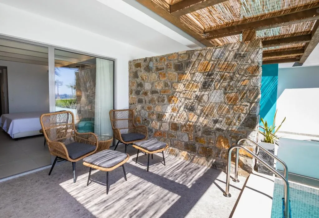 SUITE WITH PRIVATE POOL Room, Konstantinos Palace, Rhodes
