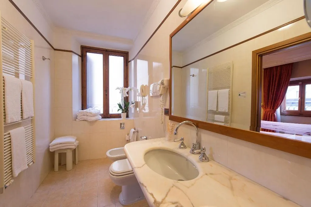 TWIN STANDARD Room, Strozzi Palace Hotel, Florence